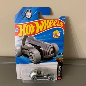 Hot Wheels Monopoly Silver Drop Tops Car 90 years NEW 2026 5/250 1/5 JJH30